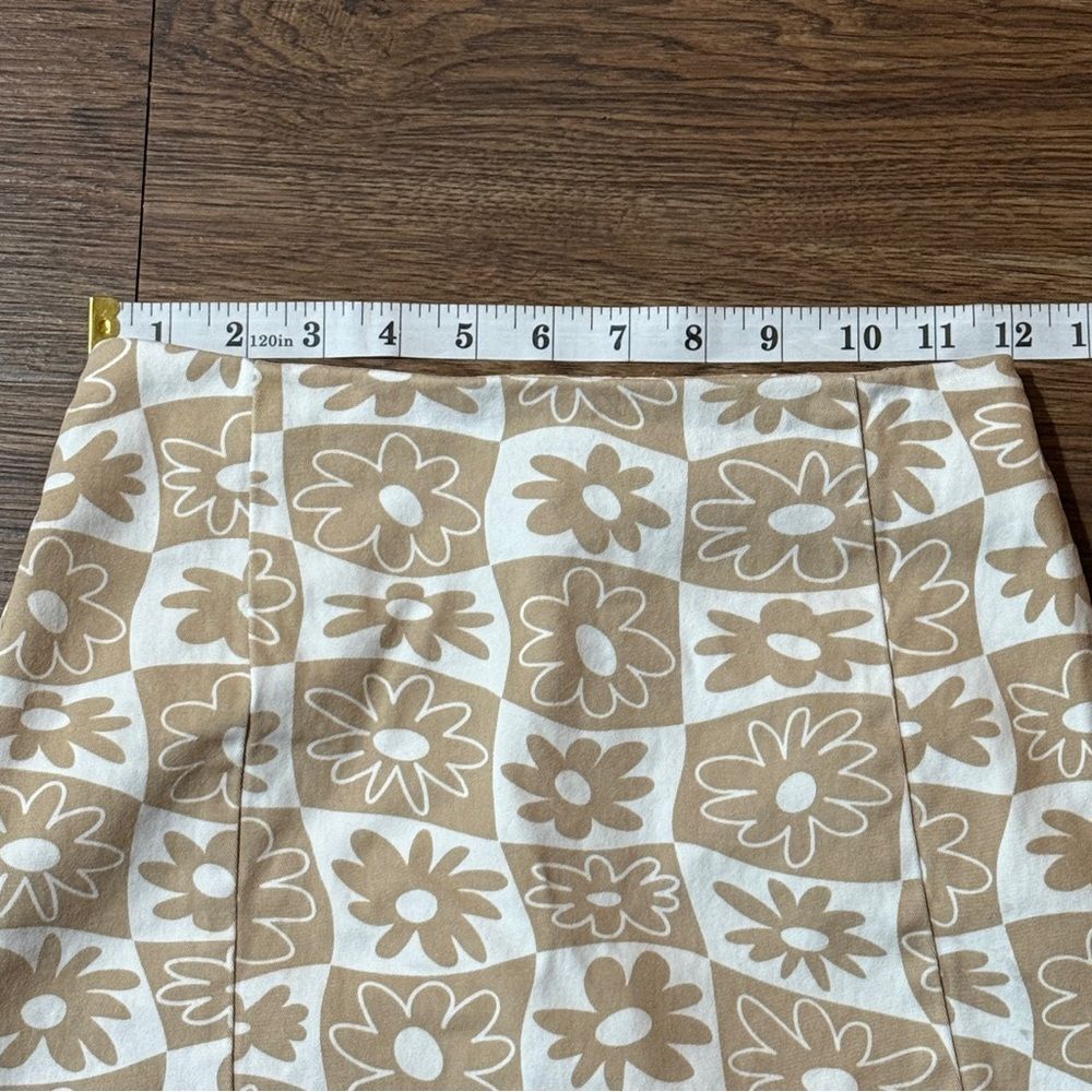 Love On A Hanger Retro Print Mini Skirt Beige White Size 1 - Picture 8 of 12
